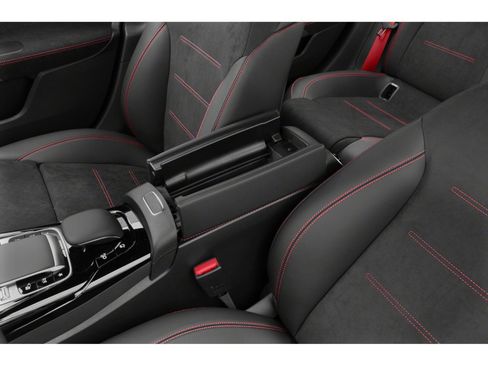 Used 2021 Mercedes-Benz A 35 AMG 4MATIC image 9