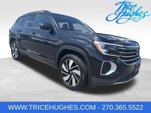 Used 2026 Volkswagen Atlas SE FWD image 1