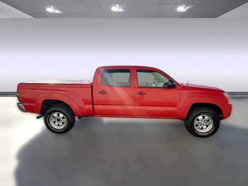Used 2005 Toyota Tacoma PreRunner image 8