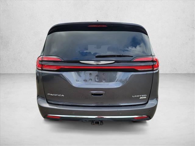Used 2021 Chrysler Pacifica Limited w/ Uconnect Theater Family Group AWD/4WD image 6