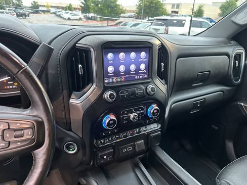 Used 2023 GMC Sierra 2500 Denali w/ Denali Ultimate Package AWD/4WD image 24
