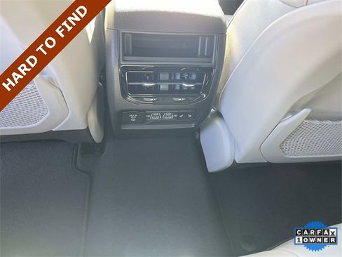 Used 2023 Jeep Grand Cherokee Overland image 17