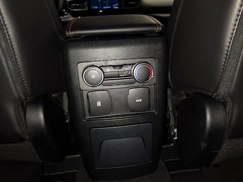 Used 2023 Ford Explorer ST-Line image 33