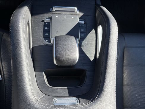 Used 2024 Mercedes-Benz GLE 350 4MATIC image 21