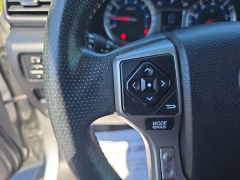 Used 2018 Toyota 4Runner SR5 AWD/4WD image 16