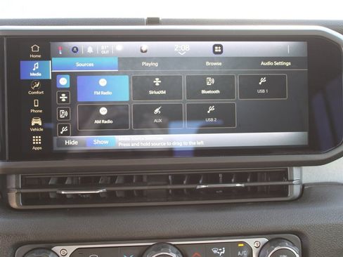 Used 2024 Jeep Gladiator Sport image 18