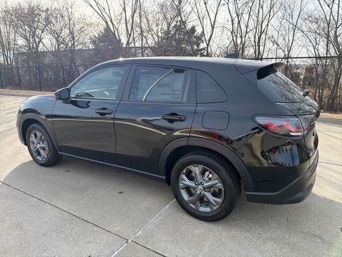 New 2026 Honda HR-V LX image 3