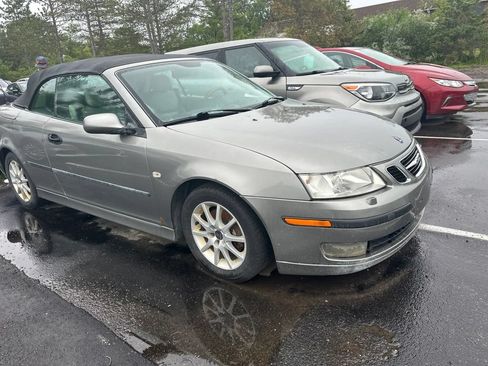 Used 2004 Saab 9-3 Arc FWD image 3