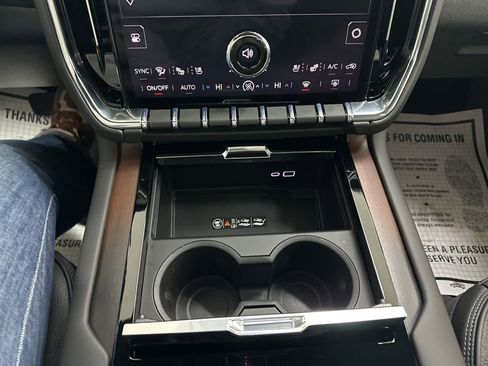 New 2026 GMC Yukon Denali w/ Sun & Power Step Package image 42