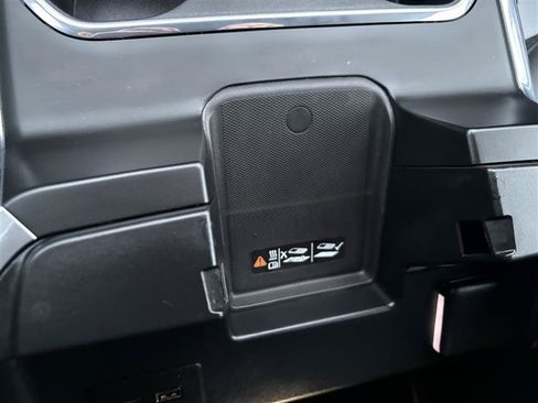 Used 2024 Chevrolet Silverado 3500 LTZ w/ LTZ Plus Package image 33