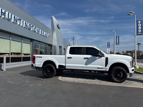 Used 2024 Ford F250 XL w/ STX Appearance Package image 3