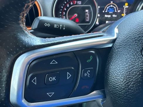 Used 2021 Jeep Gladiator Mojave AWD/4WD image 15
