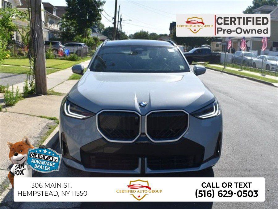 Used 2025 BMW X3 xDrive30i AWD/4WD image 1