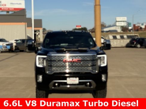 Used 2023 GMC Sierra 3500 Denali image 2