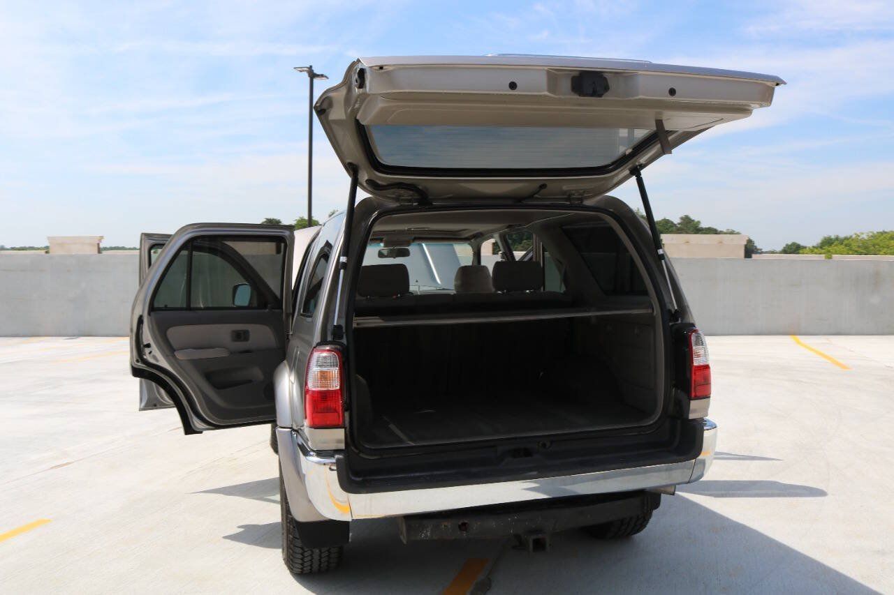 Used 2002 Toyota 4Runner SR5 AWD/4WD image 96