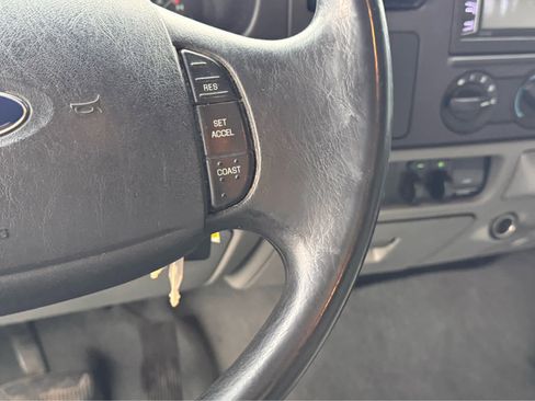 Used 2005 Ford F250 XLT image 14