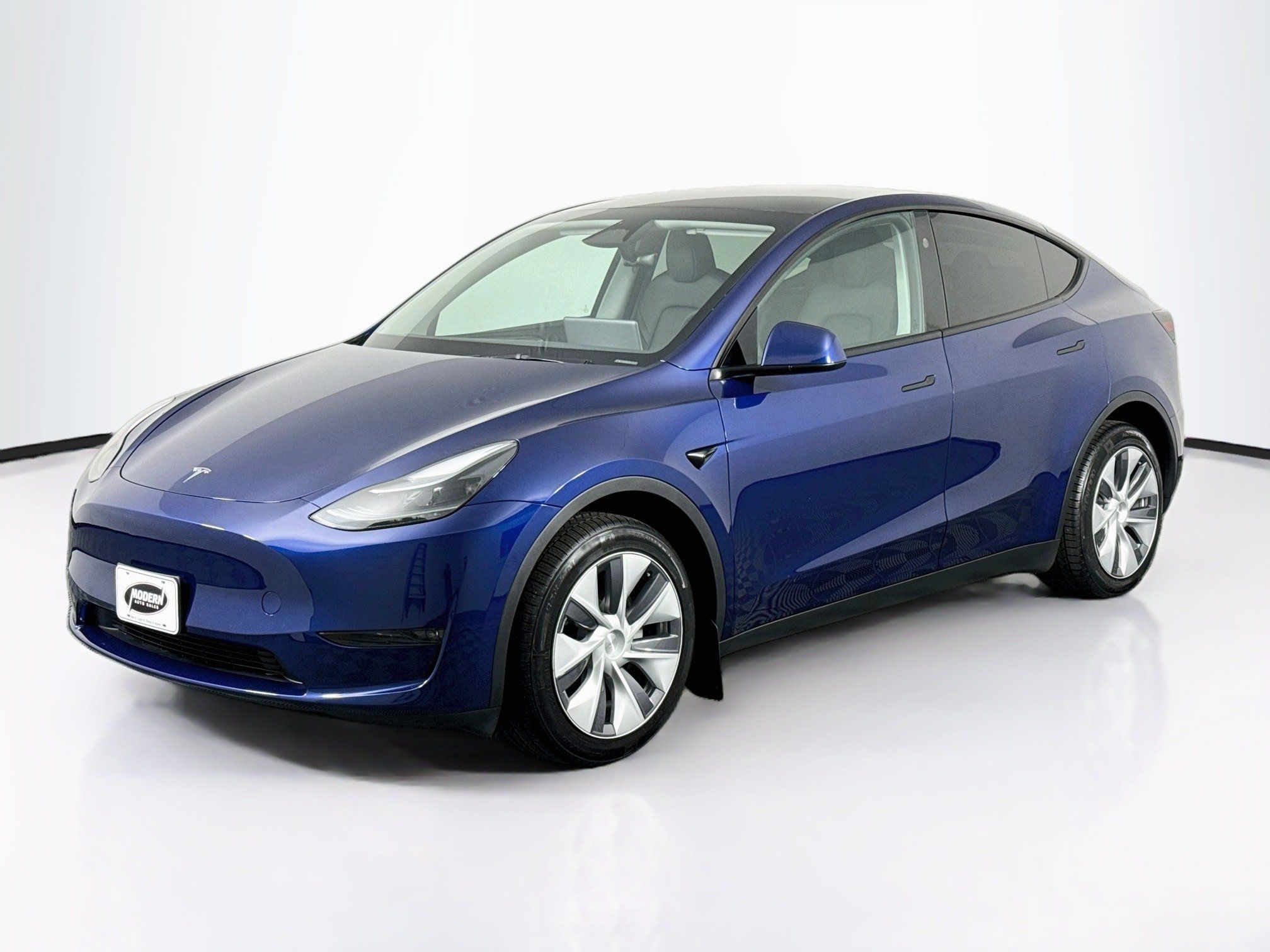 Used 2023 Tesla Model Y Long Range AWD/4WD image 10