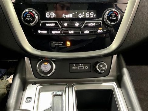 Used 2023 Nissan Murano SL image 16
