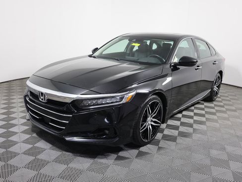 Used 2021 Honda Accord Touring image 1
