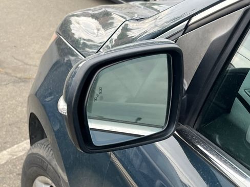 Used 2016 Ford Edge SEL w/ Equipment Group 201A image 8