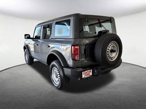 New 2025 Ford Bronco 4-Door image 3