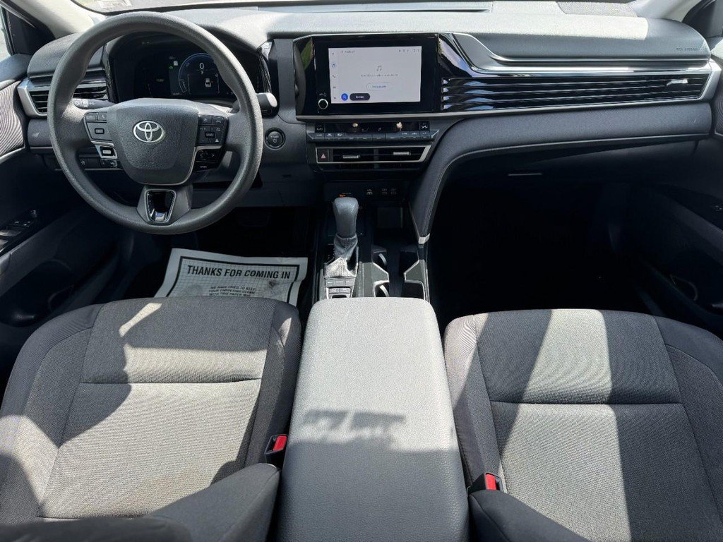 Used 2025 Toyota Camry LE FWD image 17