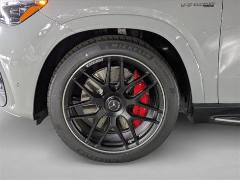 New 2026 Mercedes-Benz GLE 63 AMG S image 10