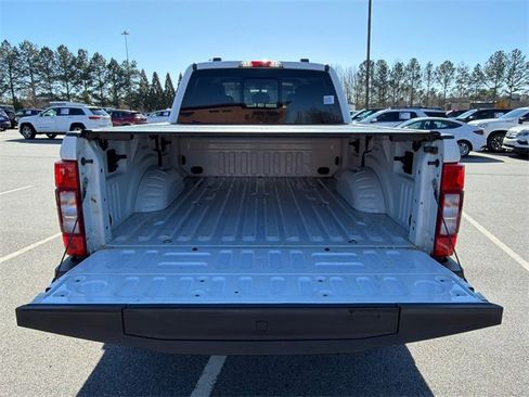 Used 2022 Ford F250 XLT w/ XLT Premium Package image 18