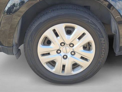 Used 2019 Dodge Journey SE FWD image 6