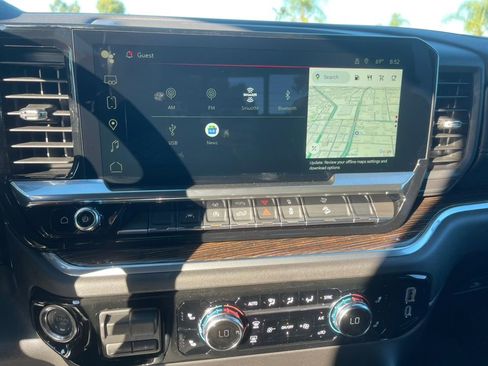 New 2026 GMC Sierra 1500 Elevation image 16