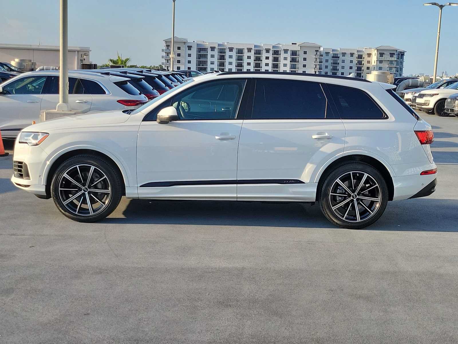 Certified 2023 Audi Q7 3.0T Premium Plus AWD/4WD image 3