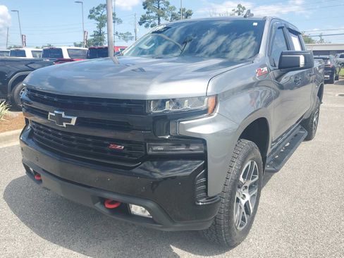 Used 2019 Chevrolet Silverado 1500 LT Trail Boss AWD/4WD image 1