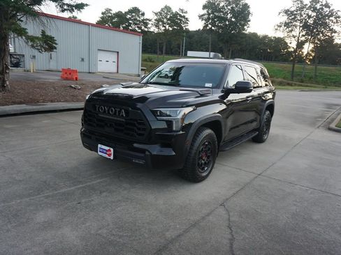Used 2023 Toyota Sequoia TRD Pro AWD/4WD image 28