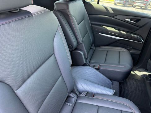New 2026 Chevrolet Traverse Z71 w/ Driver Confidence Package AWD/4WD image 12