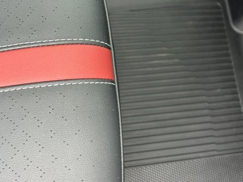 Certified 2024 Chevrolet Traverse RS w/ LPO, Floor Liner Package image 55