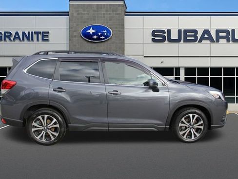 Certified 2022 Subaru Forester Limited image 11