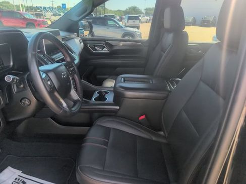 Used 2022 Chevrolet Tahoe RST w/ Luxury Package AWD/4WD image 11