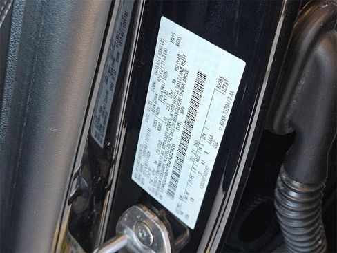 Used 2025 Ford Escape Active image 30