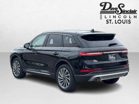 Used 2024 Lincoln Corsair Reserve w/ Equipment Group 201A FWD image 5