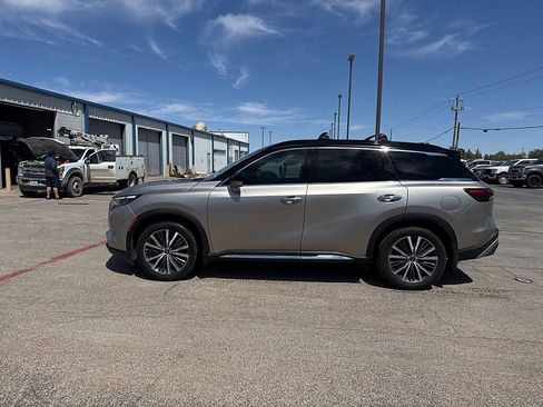 Used 2023 INFINITI QX60 Autograph w/ Cargo Package image 2