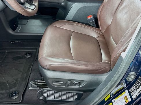 Certified 2023 Toyota Sienna Platinum AWD/4WD image 14