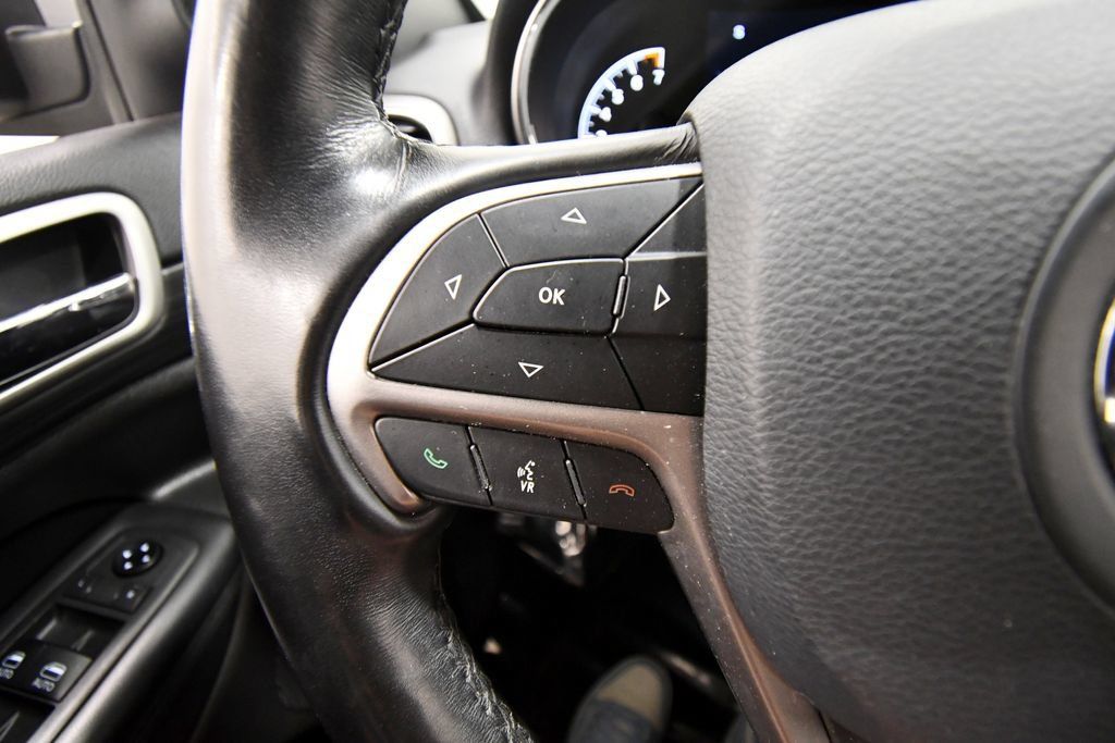 Used 2021 Jeep Grand Cherokee Altitude AWD/4WD image 20
