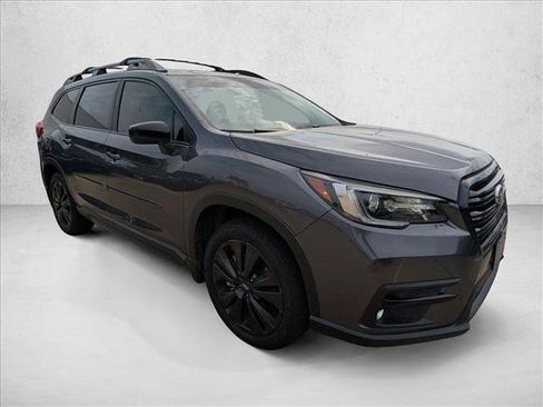 Used 2022 Subaru Ascent Onyx Edition image 3