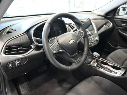 Used 2024 Chevrolet Malibu RS image 20