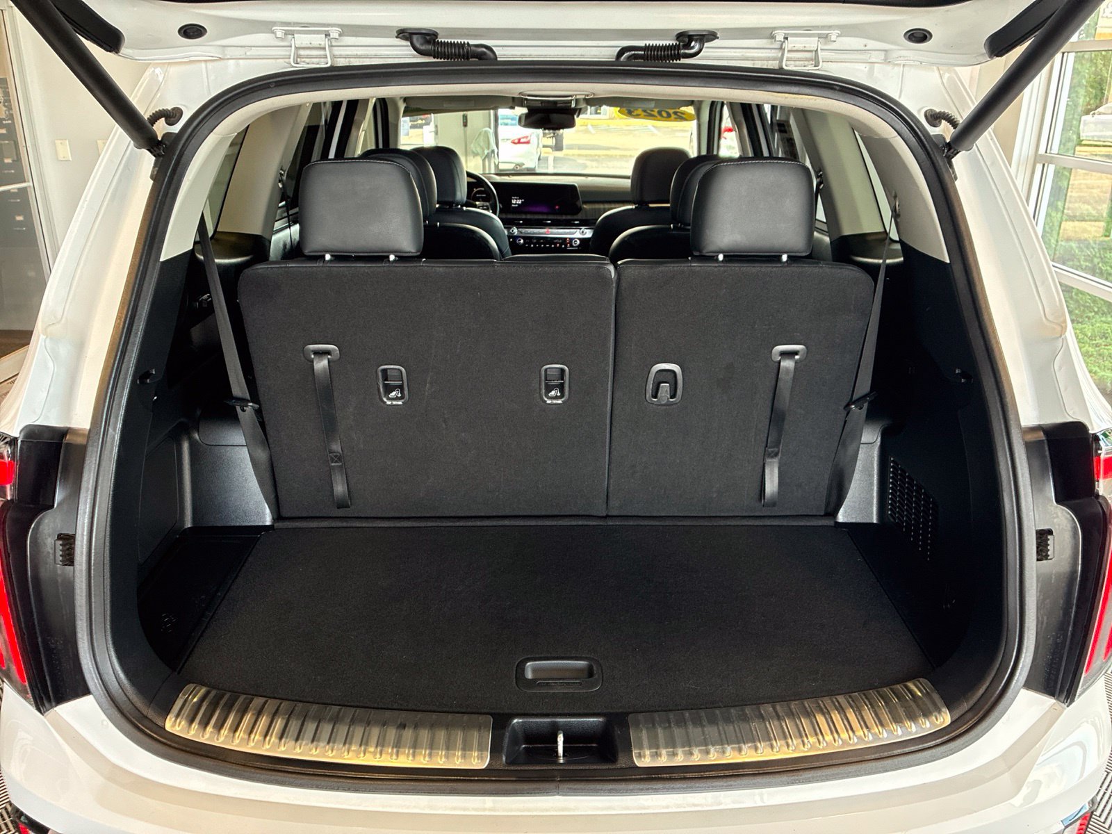 Used 2023 Kia Telluride SX AWD/4WD image 11