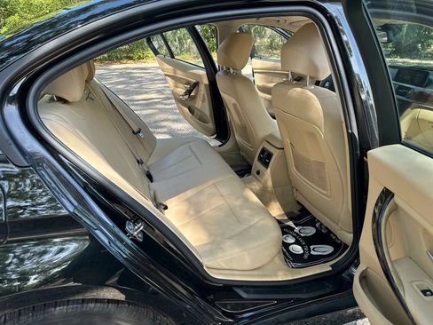Used 2014 BMW 328i xDrive Sedan AWD/4WD image 5