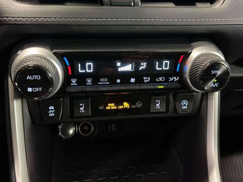 Used 2024 Toyota RAV4 XLE w/ Convenience Package AWD/4WD image 27