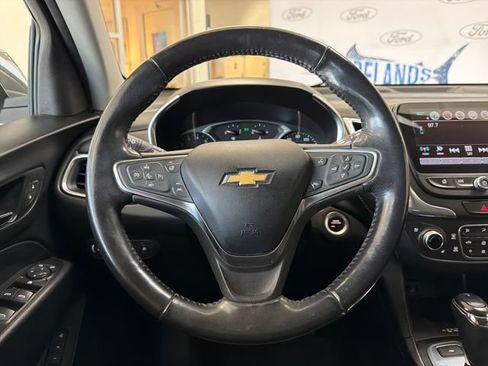 Used 2018 Chevrolet Equinox Premier FWD image 17