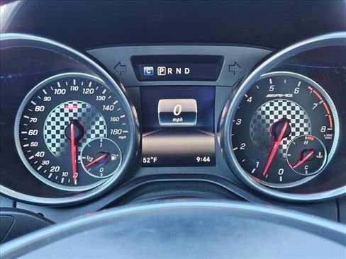 Used 2017 Mercedes-Benz SLC 43 AMG image 11