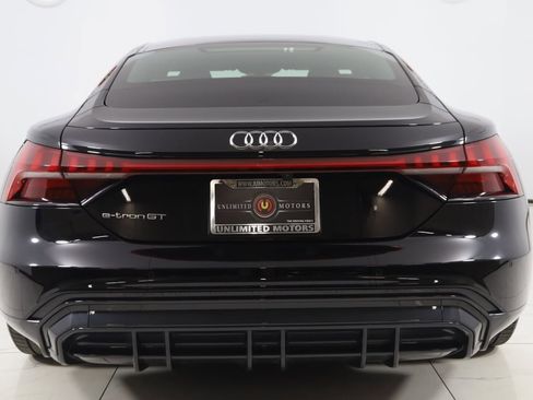 Used 2023 Audi e-tron GT Premium Plus image 57